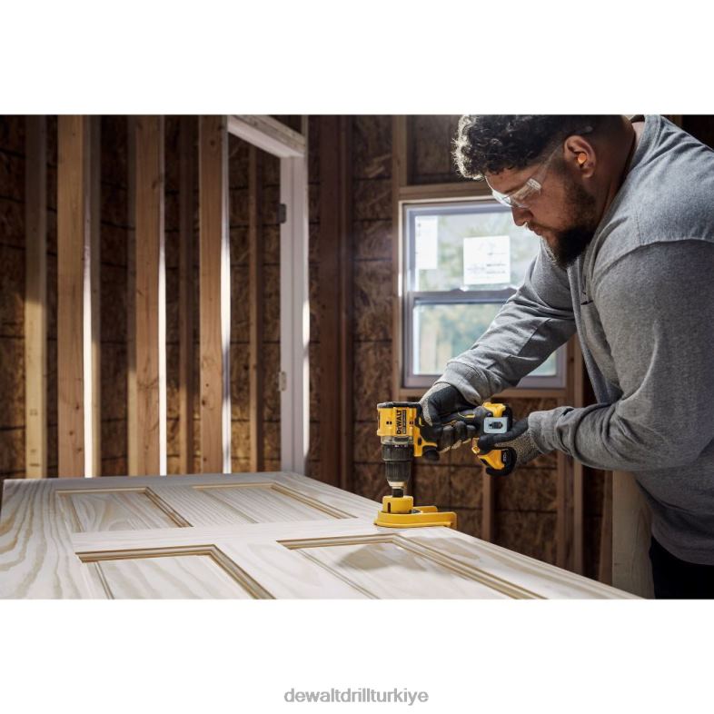 20v atomik kompakt matkap sürücü kiti DEWALT R206821 aletler