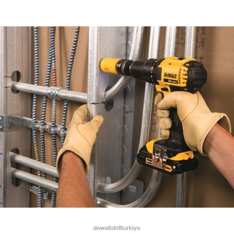 dcd780c2 20v max kompakt matkap sürücü seti DEWALT R2068181 aletler