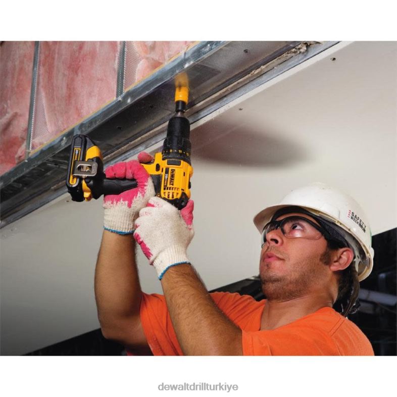 dcd780c2 20v max kompakt matkap sürücü seti DEWALT R2068181 aletler